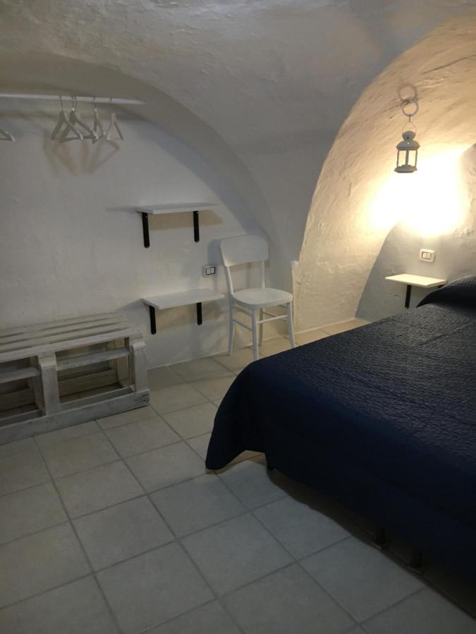Hotel Casa Cortes à Grottaglie Extérieur photo